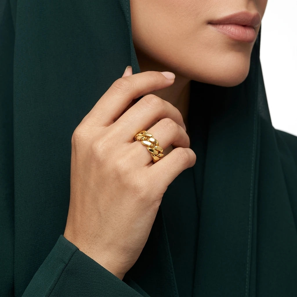 خاتم ذهب عيار 18 بحلقات متشابكة متداخلة