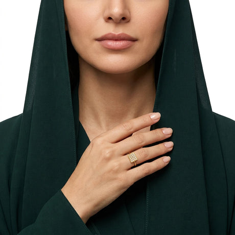 خاتم ذهب عيار 18 المربع الأبيض