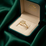 18K Gold Ring with Square Design In White