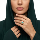خاتم ذهب عيار 18 بتصميم نصف دائرة ملون وفصوص لامعة