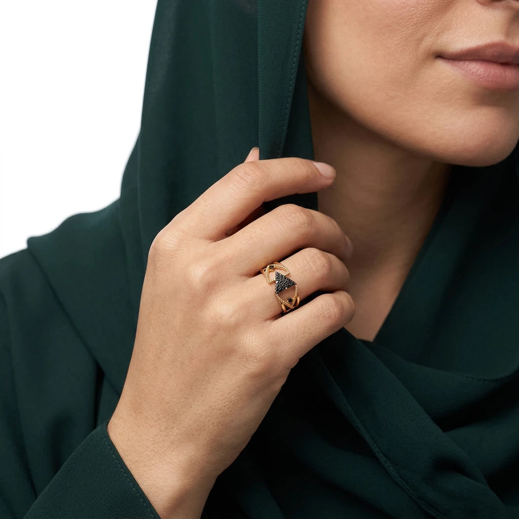 خاتم ذهب عيار 18 مثلث