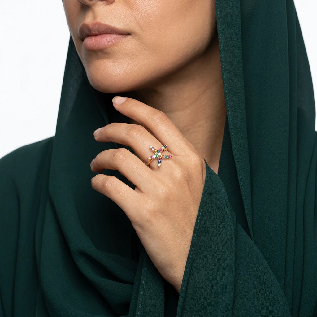 خاتم ذهب عيار 18 بتصميم نجمة ملونة