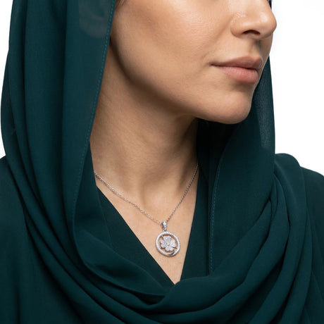 18K Gold Pendant with Flower Inside Delicate Circle Design