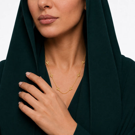 شال ذهب عيار 18 بتعليقات قلوب