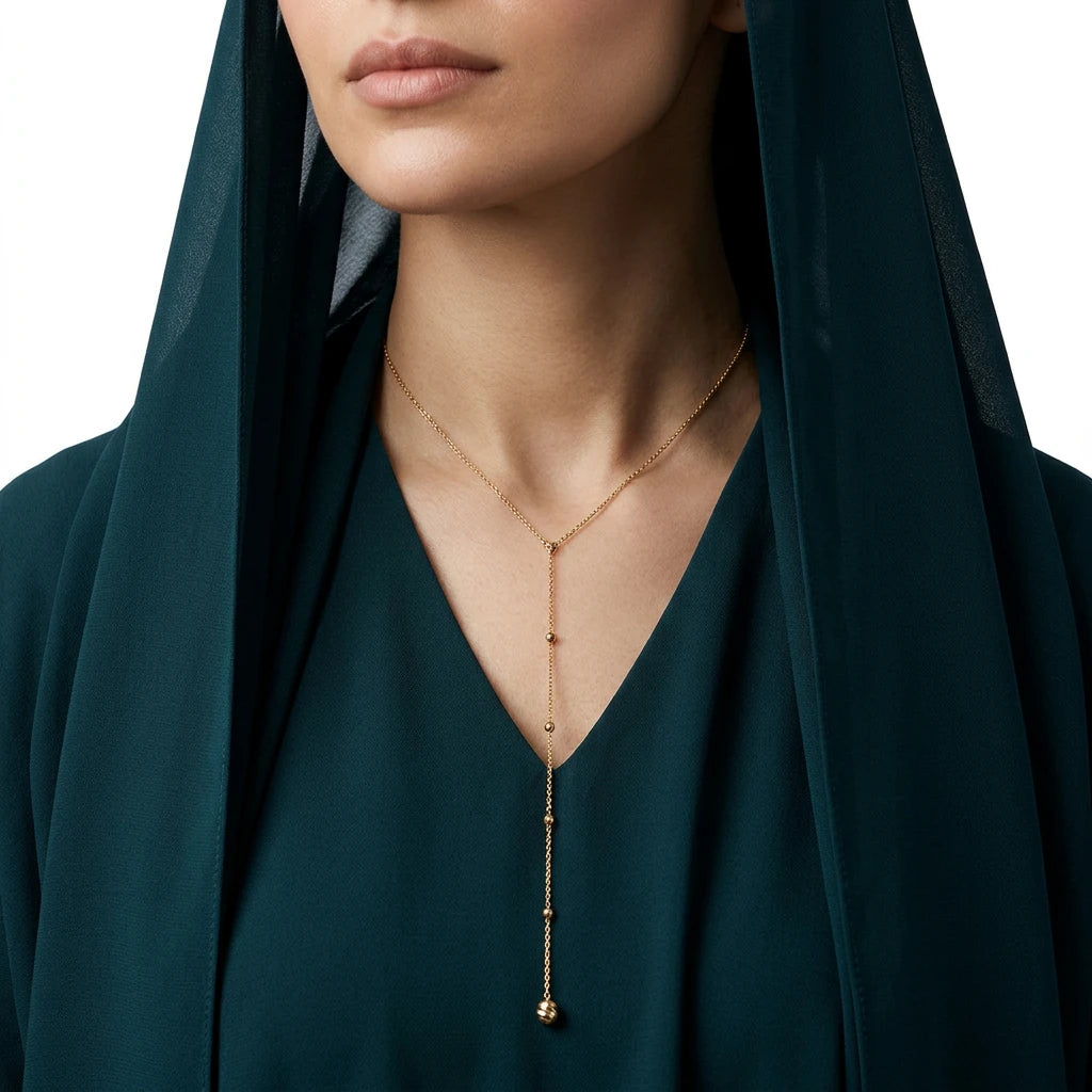 18K Gold Pendant with Y Shaped Design
