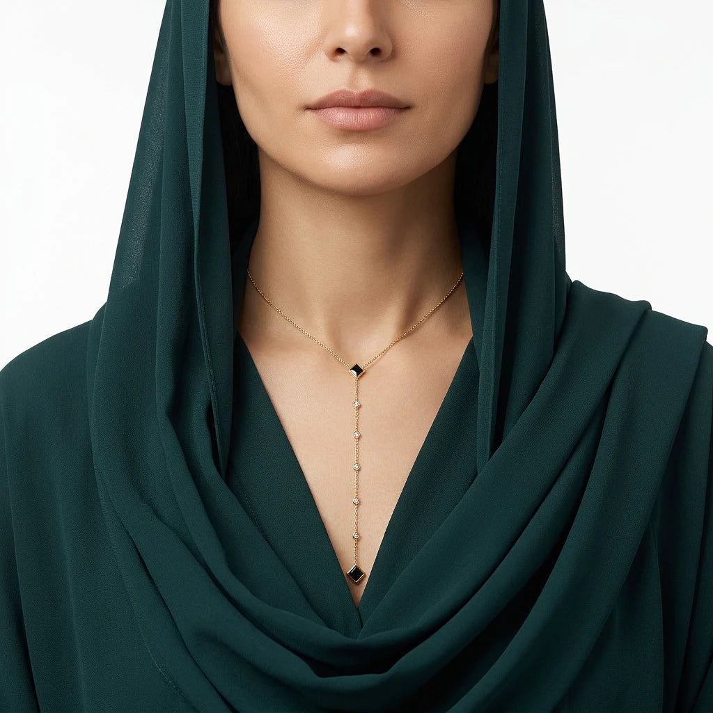 18K Gold Pendant with Elegant Long Design