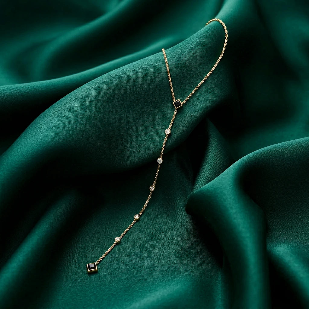 18K Gold Pendant with Elegant Long Design