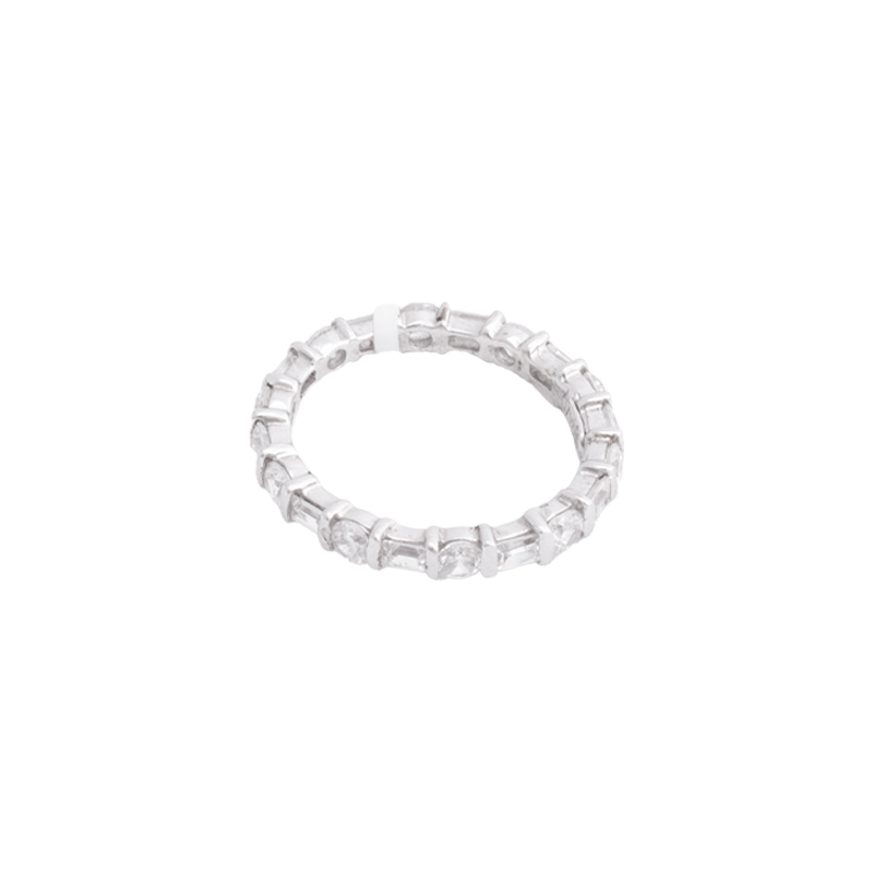 18K Gold Marian Ring with Shining Gemstones