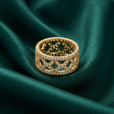 18K Gold Wedding Ring with Gemstones Design