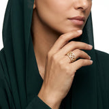 18K Gold Wedding Ring with Gemstones Design