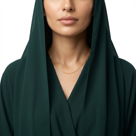 عقد ذهب عيار 18 بتصميم كلاسيكي