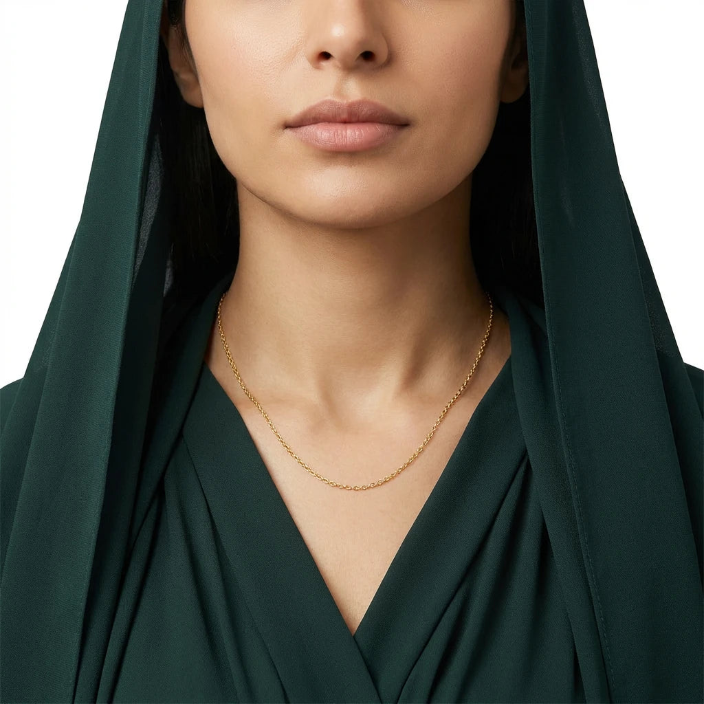 عقد ذهب عيار 18 بسلسلة رفيعة