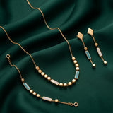 Half-set 18K gold rectangular geometric touches