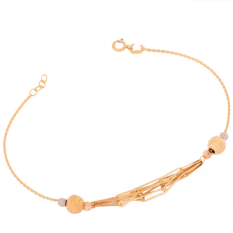 18K Chain Bracelet with Interlocking Circles Design