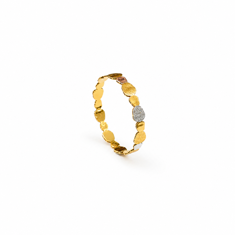 21K gold bangle with a colorful stone design