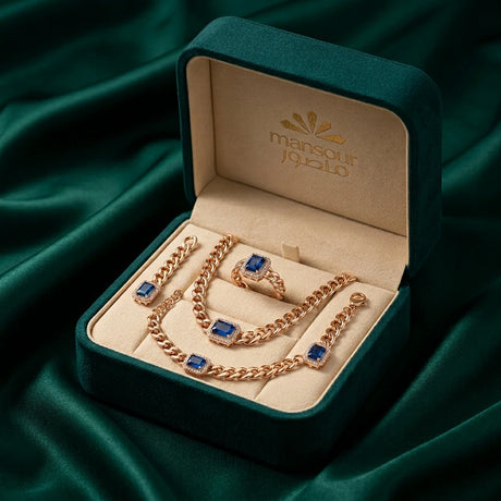 18 karat gold set, Queen's luxury