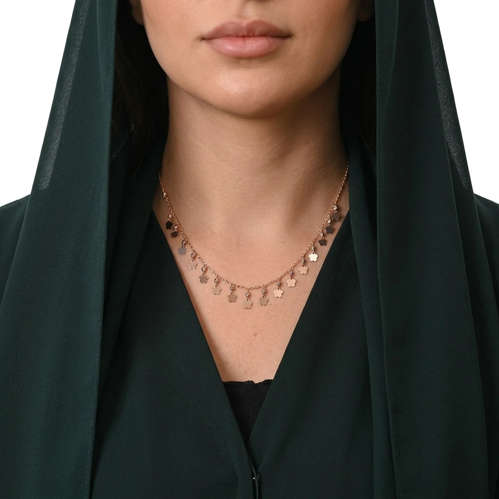 18K Gold Pendant with Sparkling Stars Design