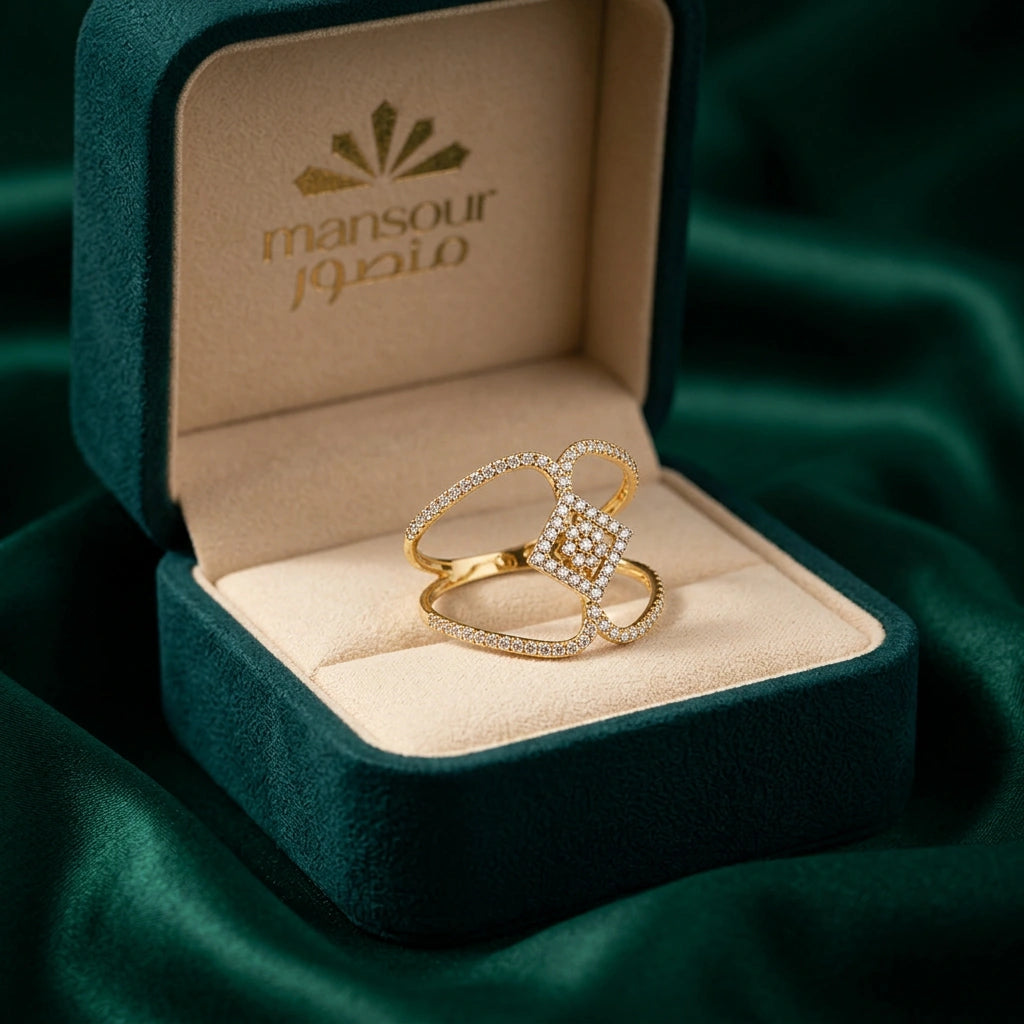 18K Gold Ring with Paved Sparkling Stones Design
