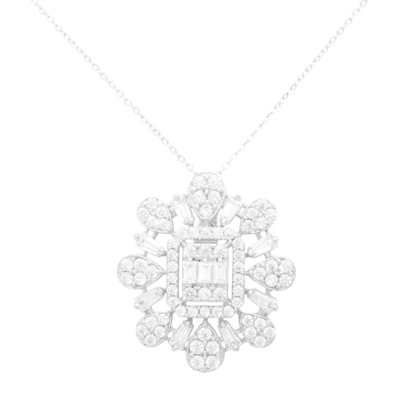 18K Gold Necklace with Ornate Square Design