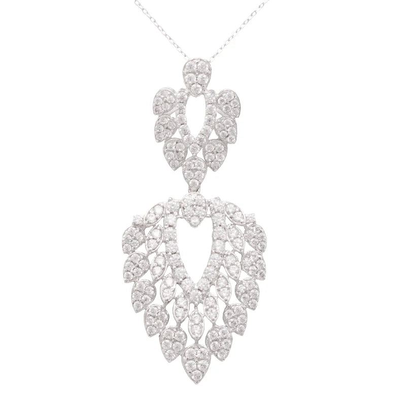 18K Gold Necklace with Interlocking Leaves Design