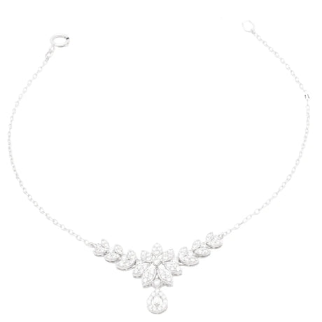 18K Gold Bracelet with Embellished Floral Design