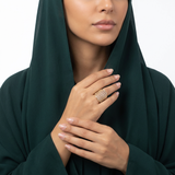 خاتم ذهب عيار 18 بفصوص لامعة بأشكال مستقيمة