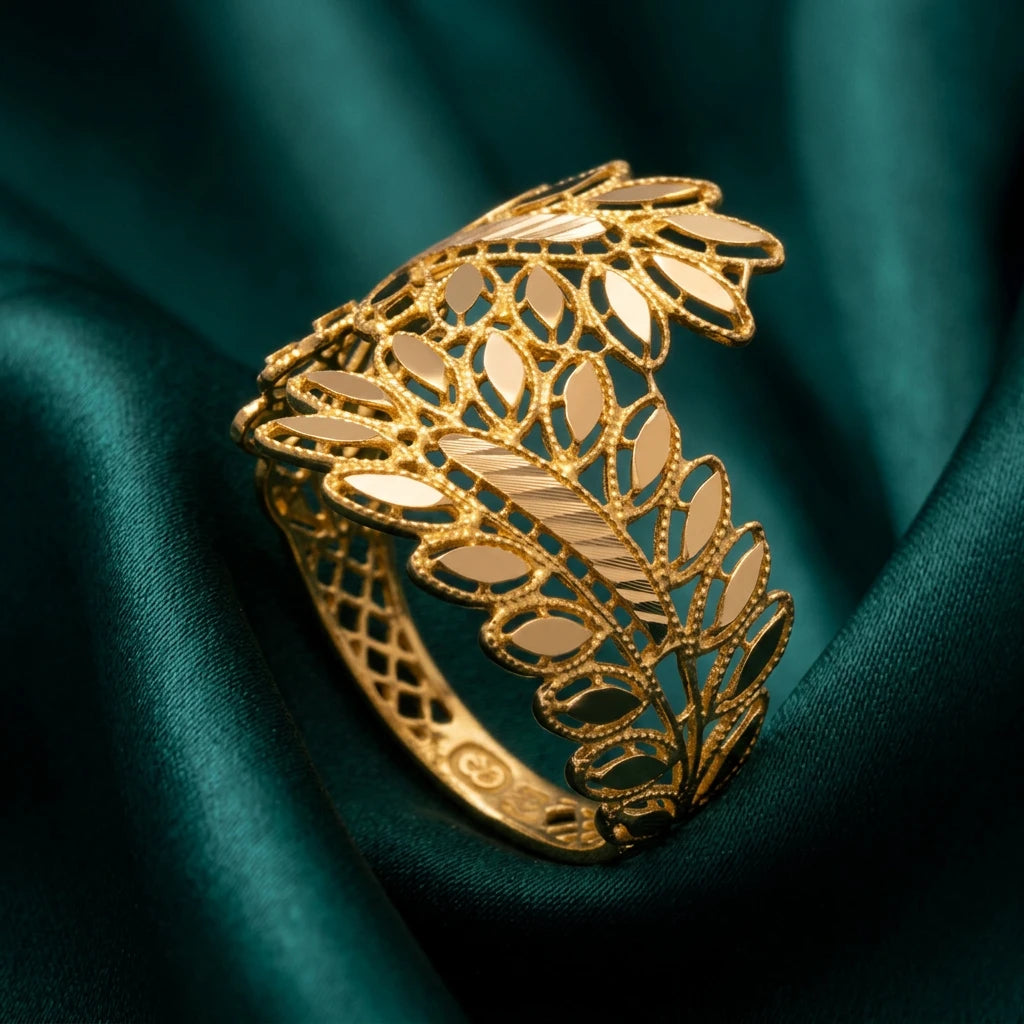 21K Gold Ring with Leaf Design