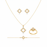 طقم عيار 18 بفصوص لامعة وتصميم هندسي