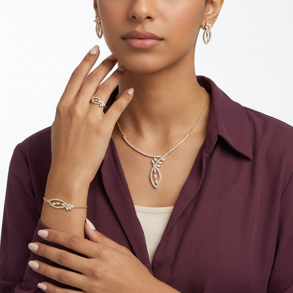 طقم ذهب عيار 18 بتصميم زهرة pause