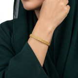 اسورة من الذهب عيار 18 بتصميم بسيط