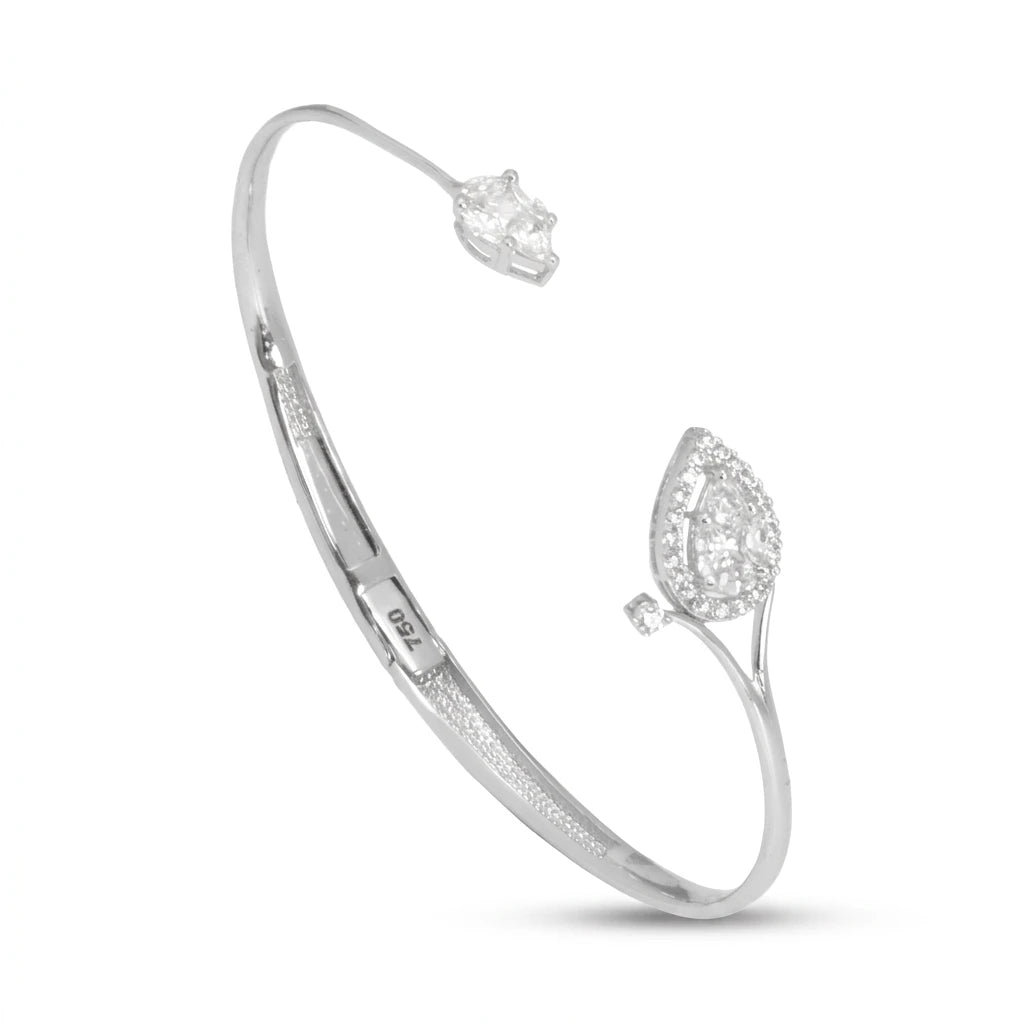 18K bracelet with Open Contemporary Design