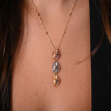 18K gold set with a three-colored rose design