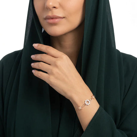 أسورة عيار 18 بتصميم زهور