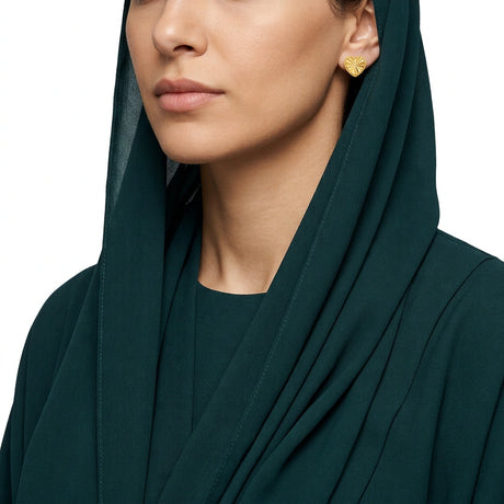 حلق ذهب عيار 18 بتصميم قلب مزخرف