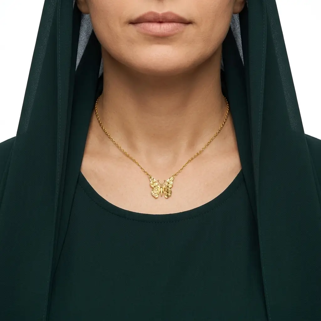 21K Gold Necklace with Butterfly Pendant Design