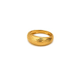 18K Gold Ring with Ornate Prominent Design