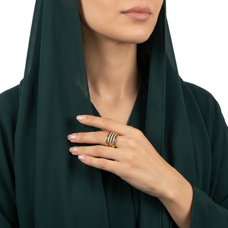 خاتم ذهب عيار 18 عريض بفصوص ملونة