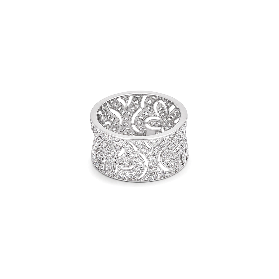 18K White Gold Ring with Ornate Design