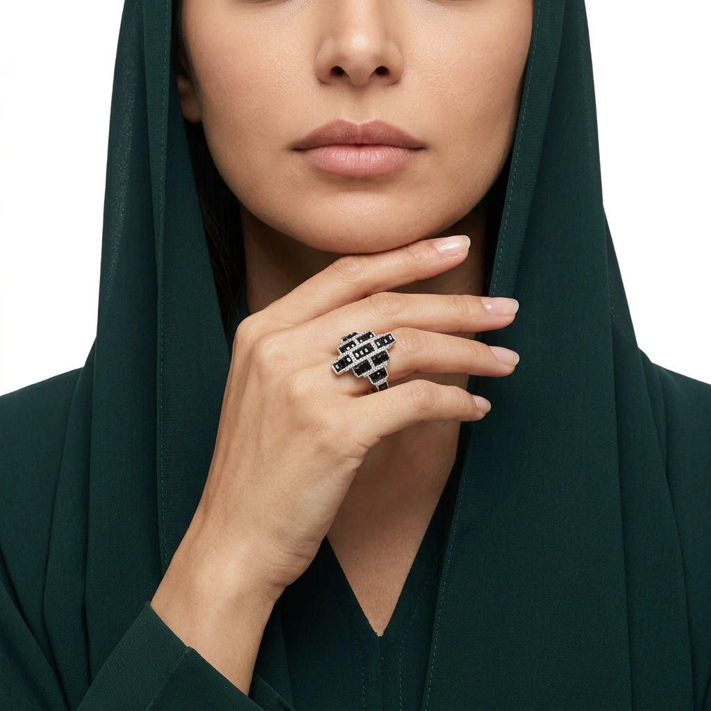 خاتم ذهب أبيض عيار 18 فيرجيني