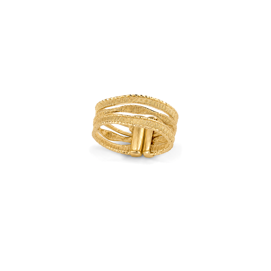 18K Gold Ring with Ornate Design