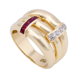 18K Gold Ring with Contemporary Triple Design