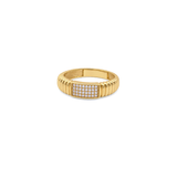 18K Gold Ring with Ribbed Edges Design