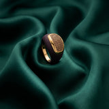 18K Gold Ring with Wide Enamel Stone Embellishments Design In Purple