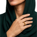 18K Gold Ring with Chain Link Band Design