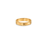 18K Gold Ring with Elegant Modern Design