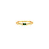 18K Gold Ring with Delicate Small Stone Design