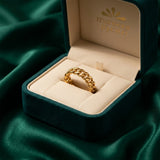 18K Gold Ring with Finale Design