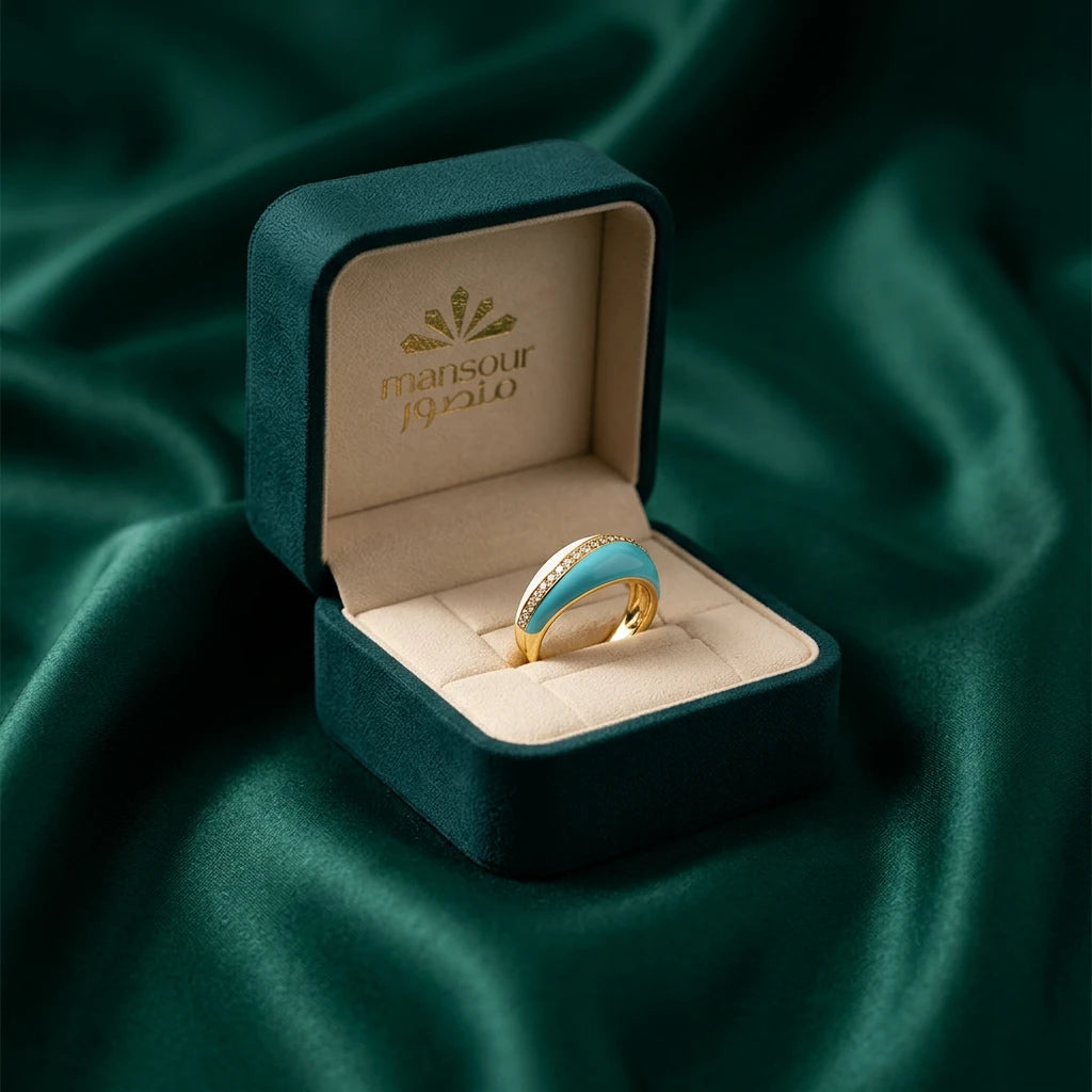 18K Gold Ring with Absolute Boldness Design