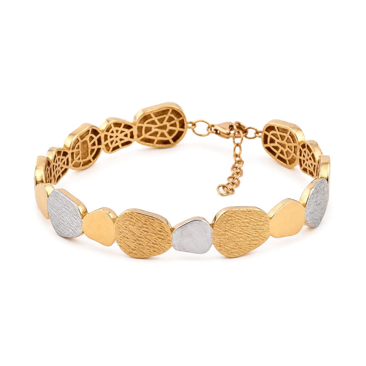 18K Gold Bracelet Royal Engraving Design