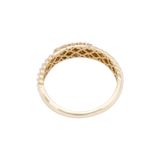 18K Gold Ring with Elegant Parallel Design
